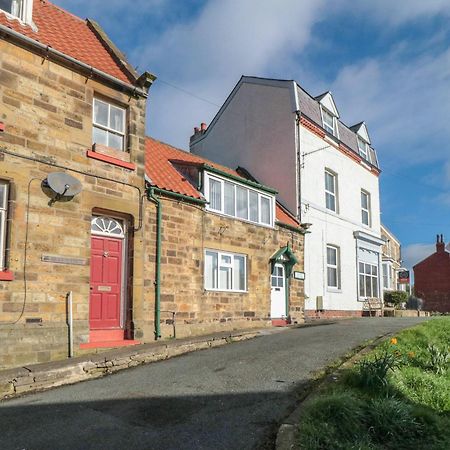 Newton Cottage Уитби Экстерьер фото