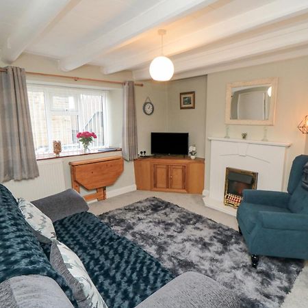 Newton Cottage Уитби Экстерьер фото