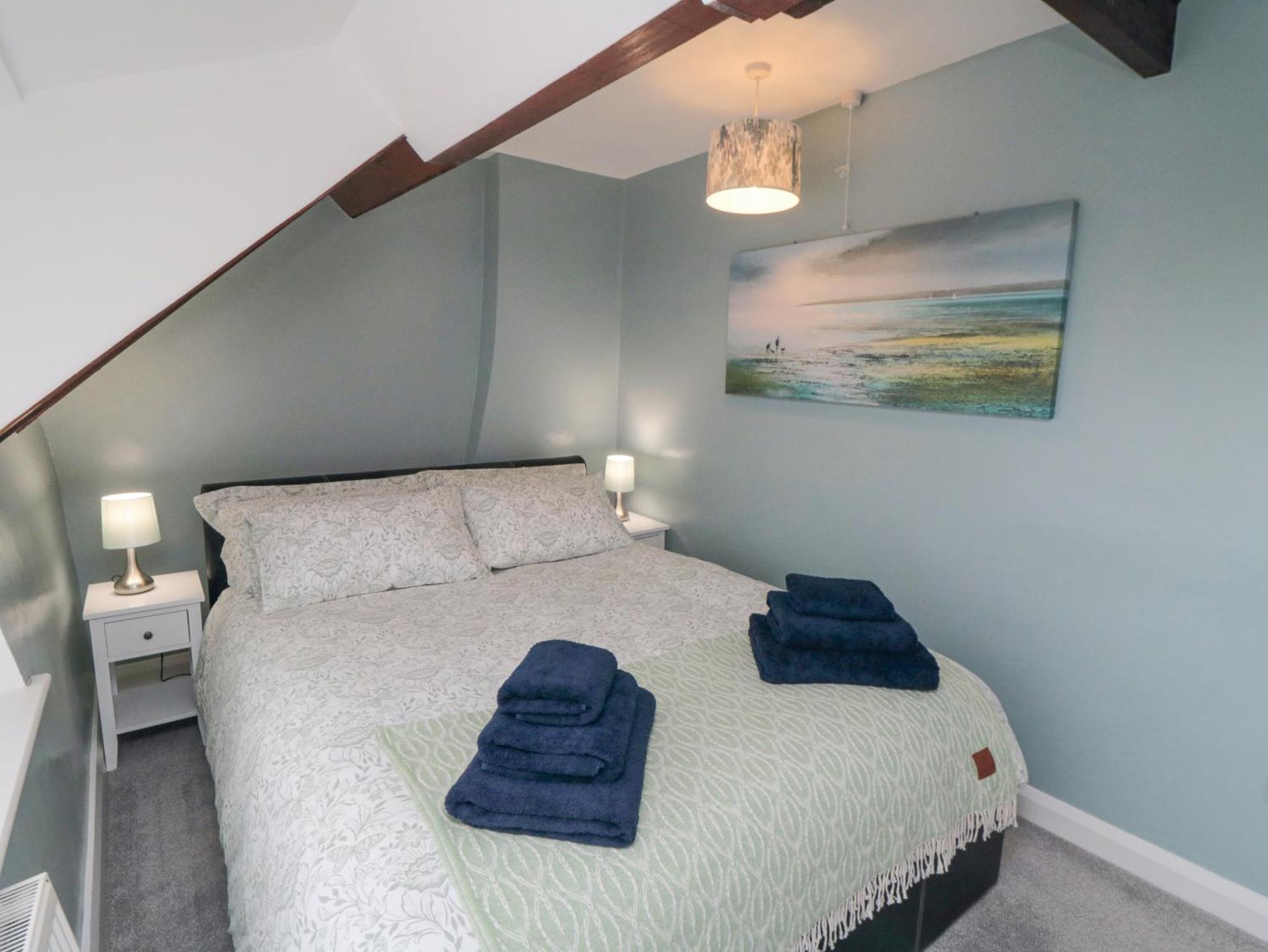 Newton Cottage Уитби Экстерьер фото